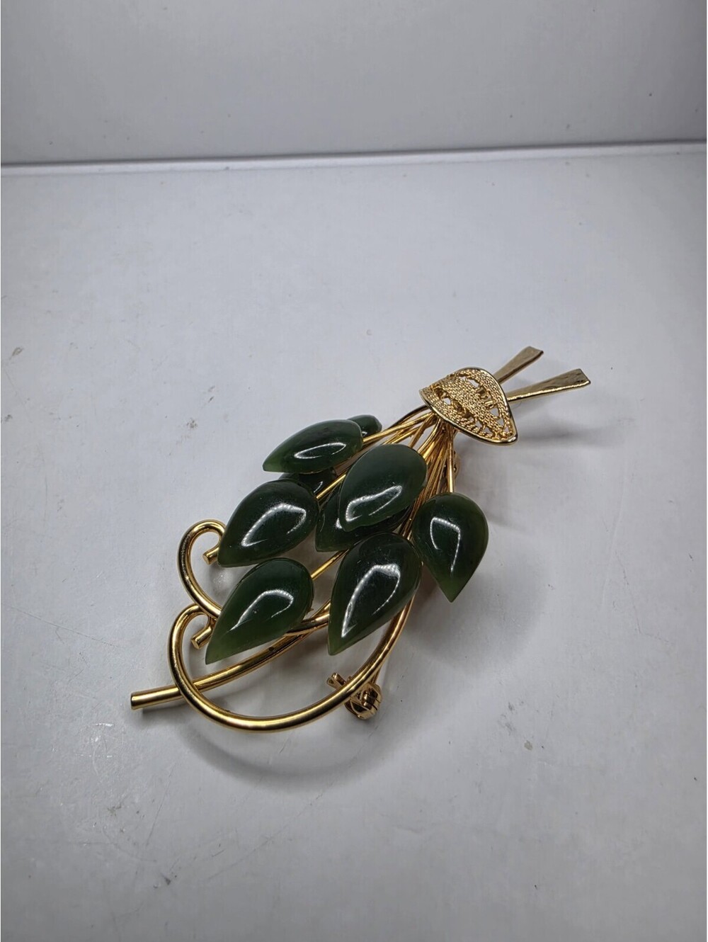 Vintage Gold Tone Nephrite Jade Floral Bouquet Brooch Pin